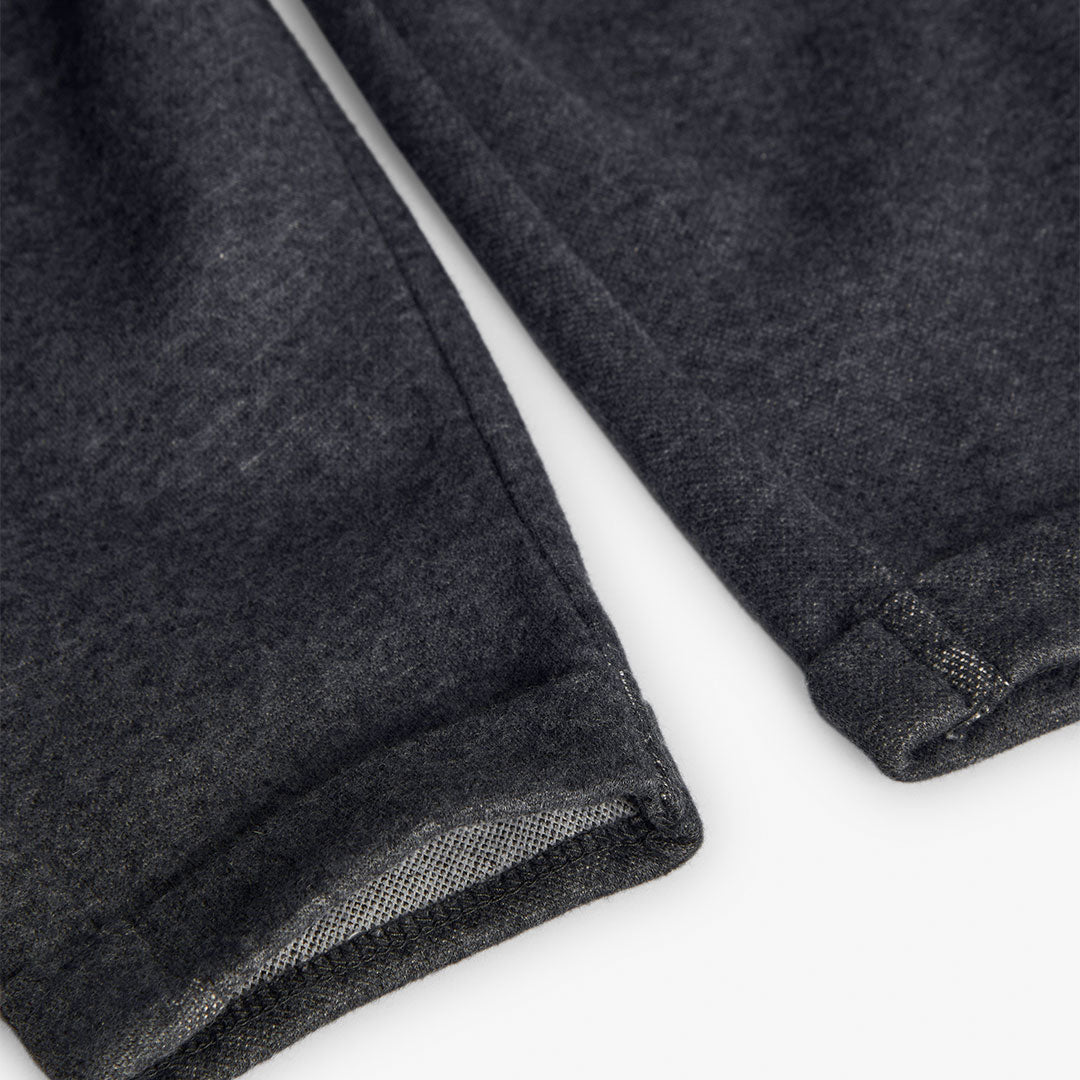 PANTALON PUNTO FRANELA GRIS OSCURO